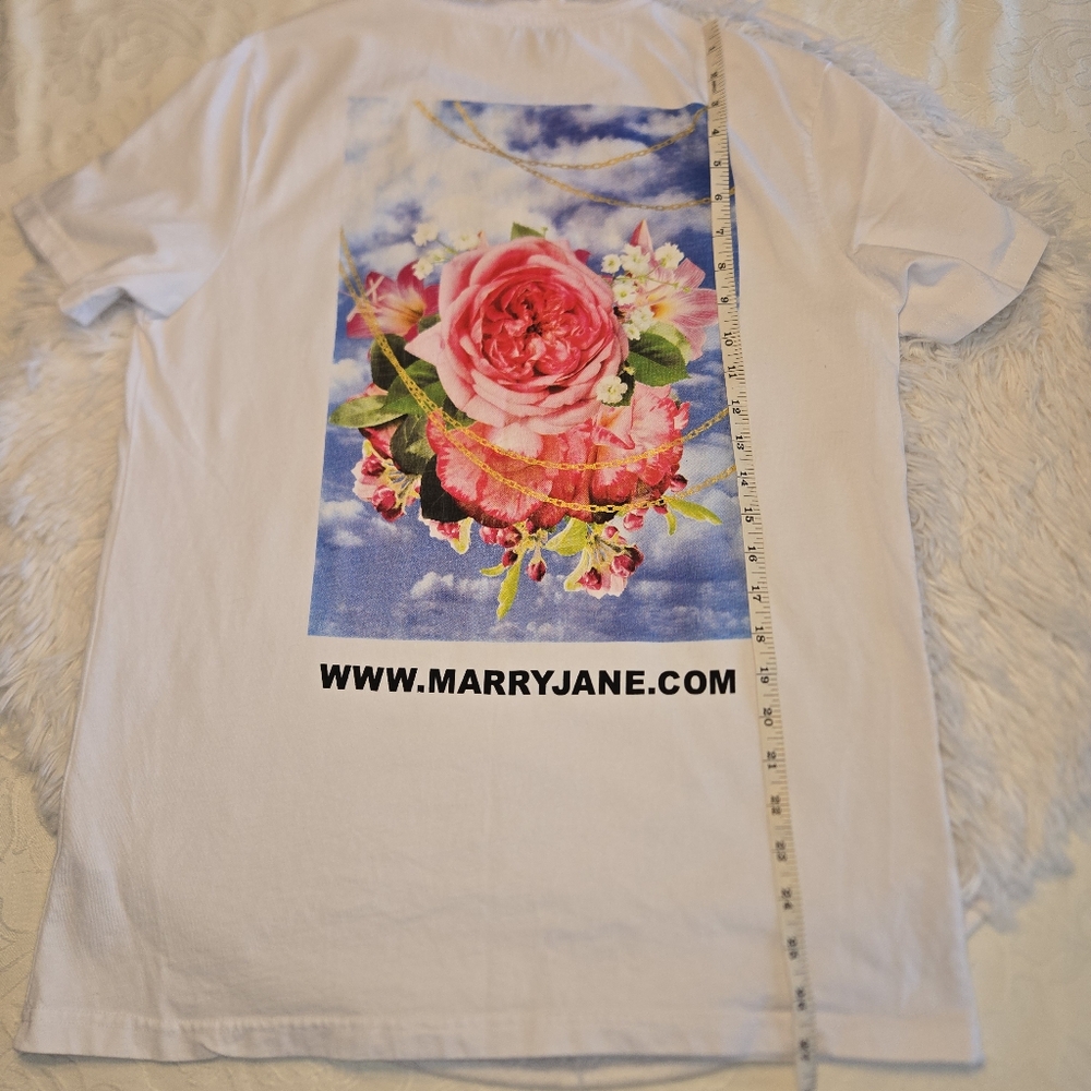 Marry Jane Graphic T-Shirt View 6